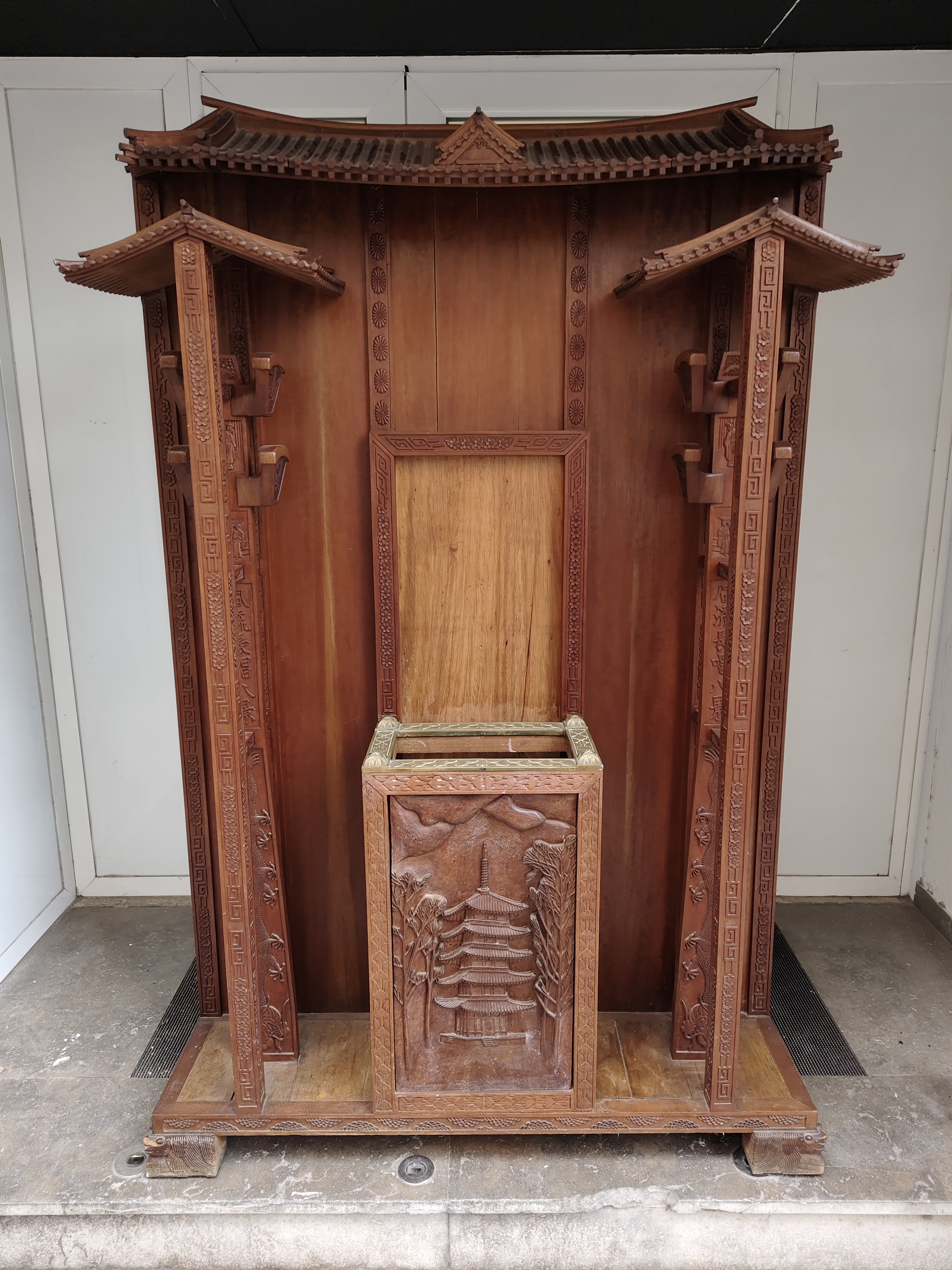 altar buda religion china cajon incienso 31.4x15.5 madera 189x123x31 1u